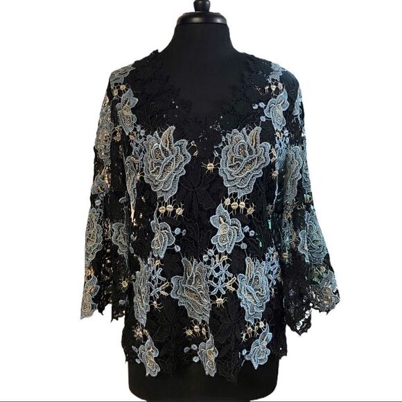 𝅺KOBI Halperin Lynn Embroidered Lace Bell Sleeve Blouse Size M - Picture 1 of 14